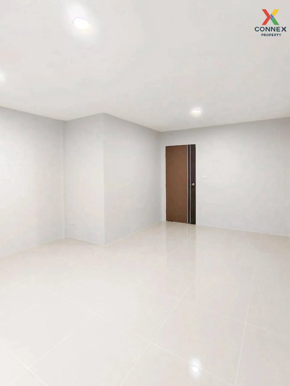For Sale Townhouse/Townhome  , Baan Siriwan 1 , newly renovated ,