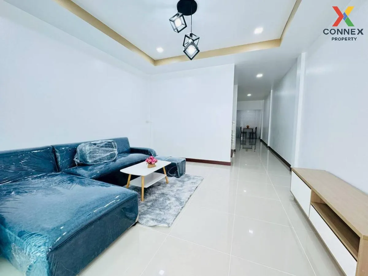 ขายทาวน์เฮ้าส์/ทาวน์โฮม  ศรีเมืองทอง วัดลาดปลาดุก รีโนเวทใหม่ บาง