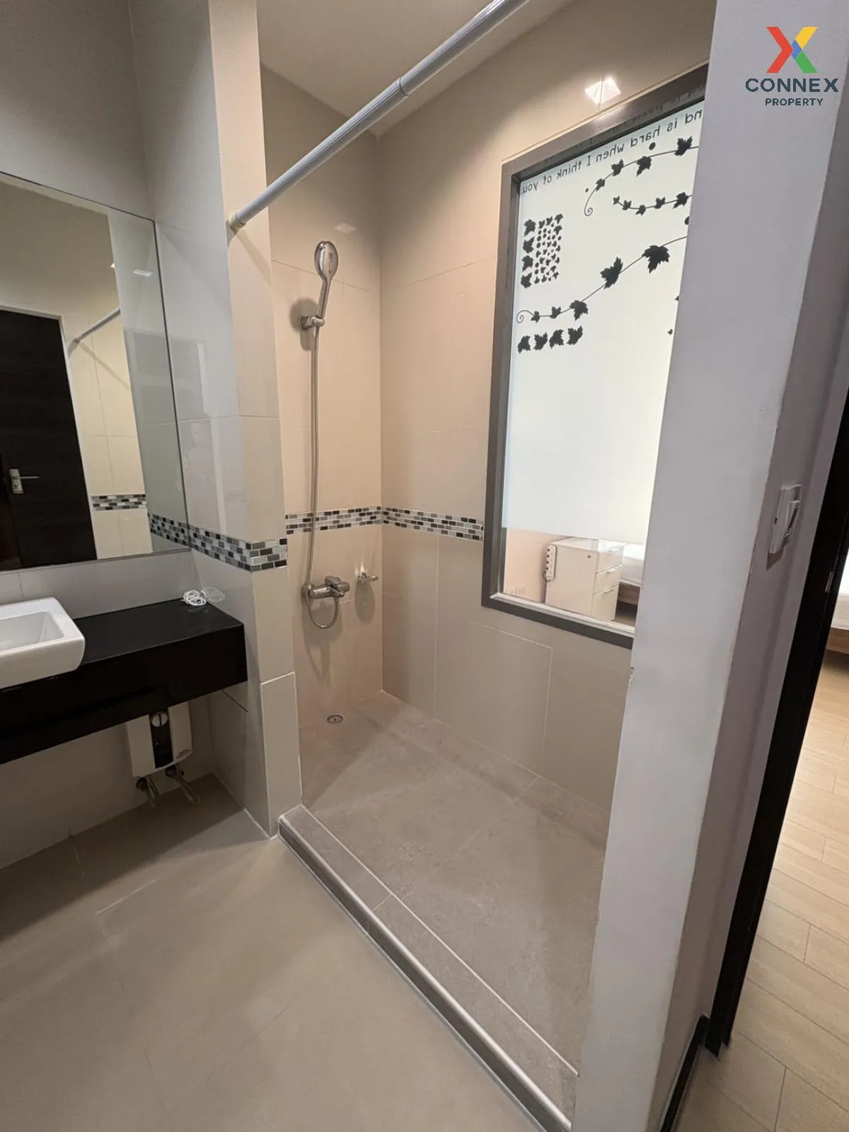 For Rent Condo , Ideo Q Phayathai , newly renovated , BTS-Phaya T