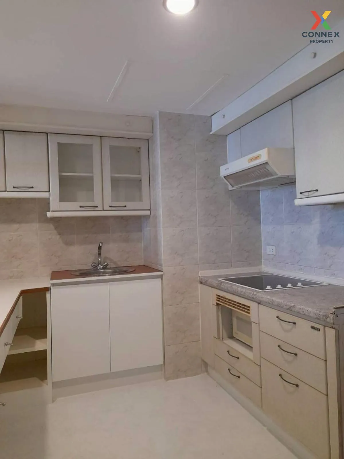 For Sale Condo , Omni Tower , BTS-Asok , Khlong Toei , Khlong Toe 2