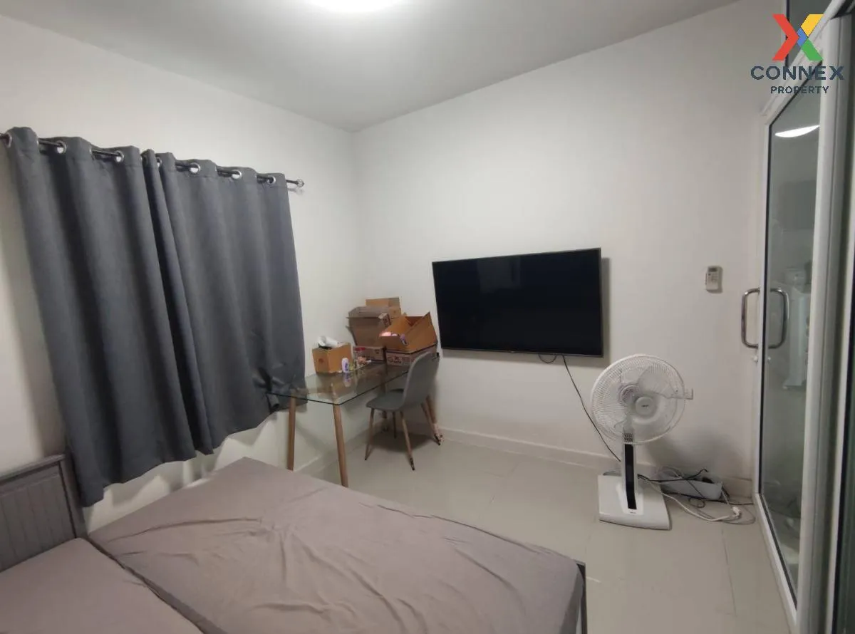 For Sale House , The Village Hathairat - Wongwaen , Sam Wa Tawan 