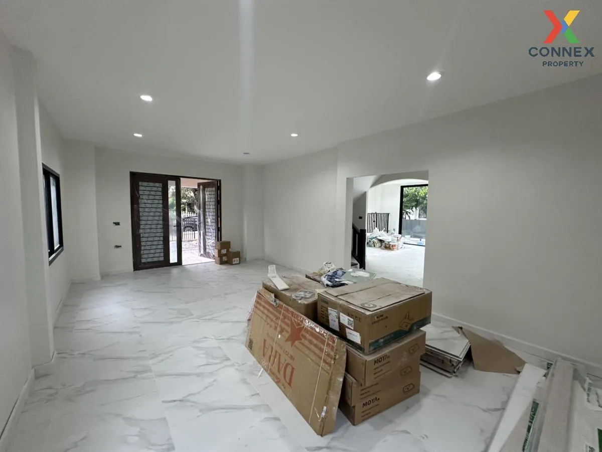 For Sale House , Chonlada Bang Bua Thong , Sano Loi , Bang Bua Th
