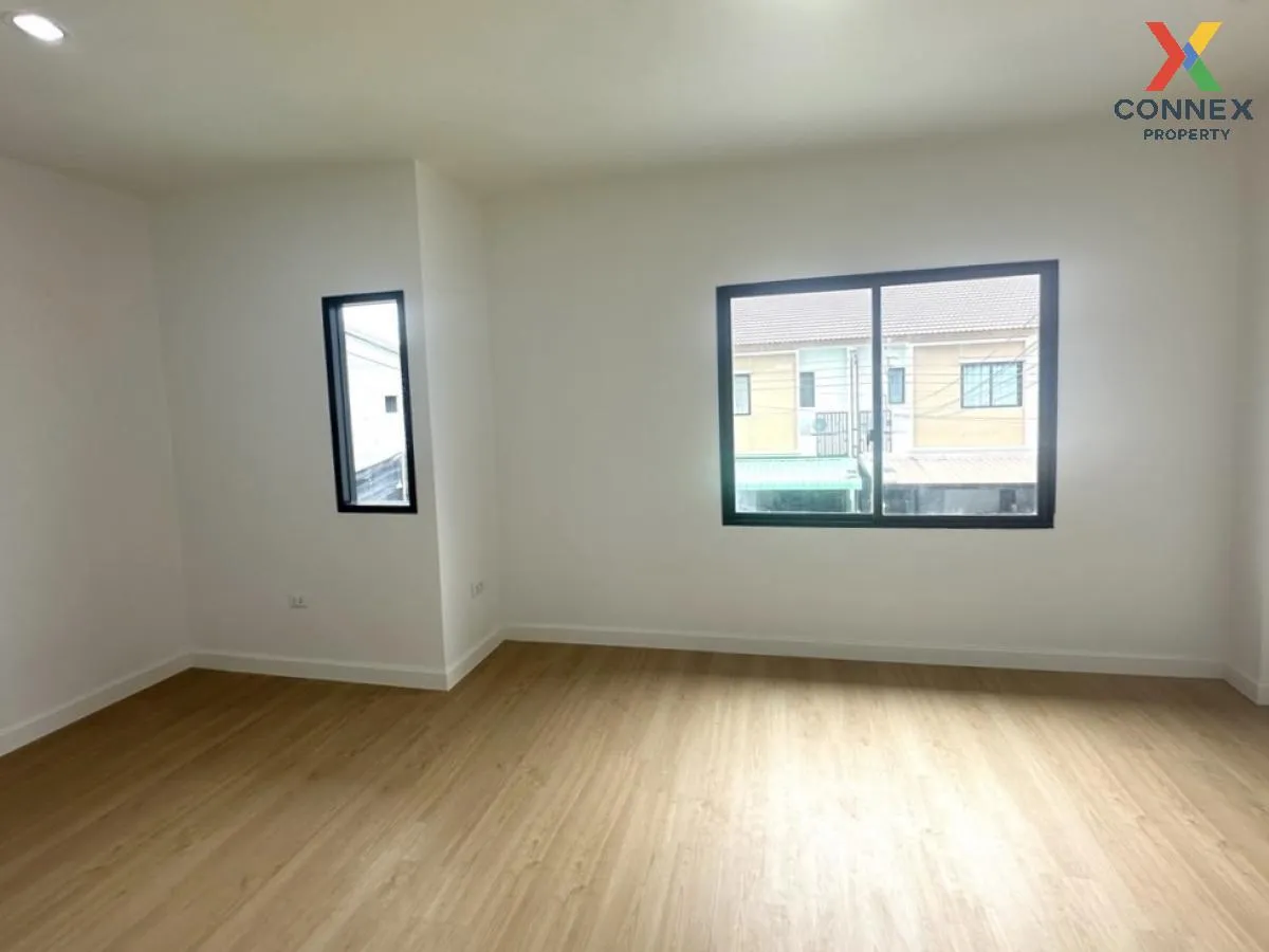 For Sale Townhouse/Townhome  , The Fortune Suvarnabhumi , Thap Ya