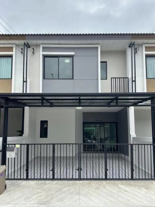 For Sale Townhouse/Townhome  , The Fortune Suvarnabhumi , Thap Yao , Lat Krabang , Bangkok , CX-125228