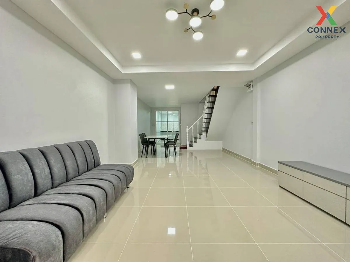For Sale Townhouse/Townhome  , Baan Duriyanon , newly renovated ,