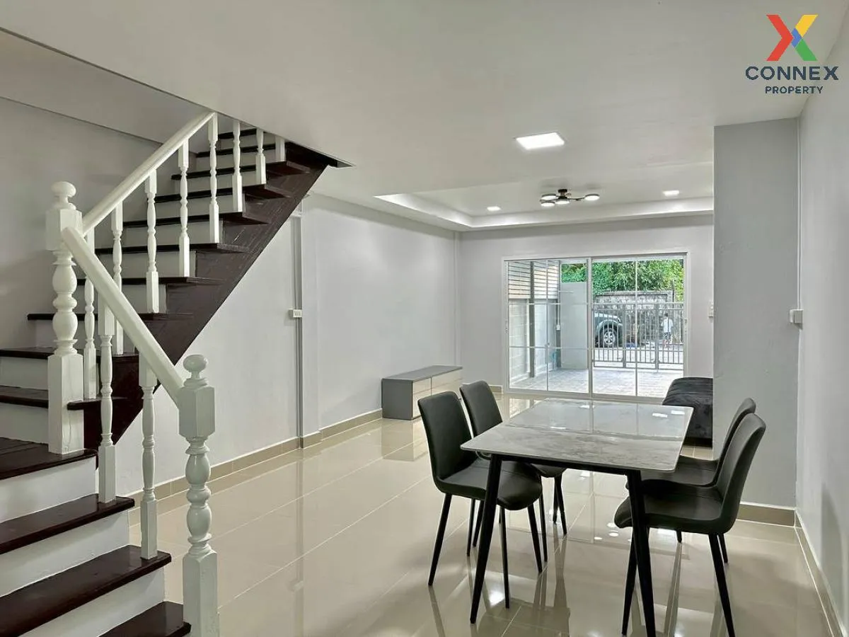 For Sale Townhouse/Townhome  , Baan Duriyanon , newly renovated ,
