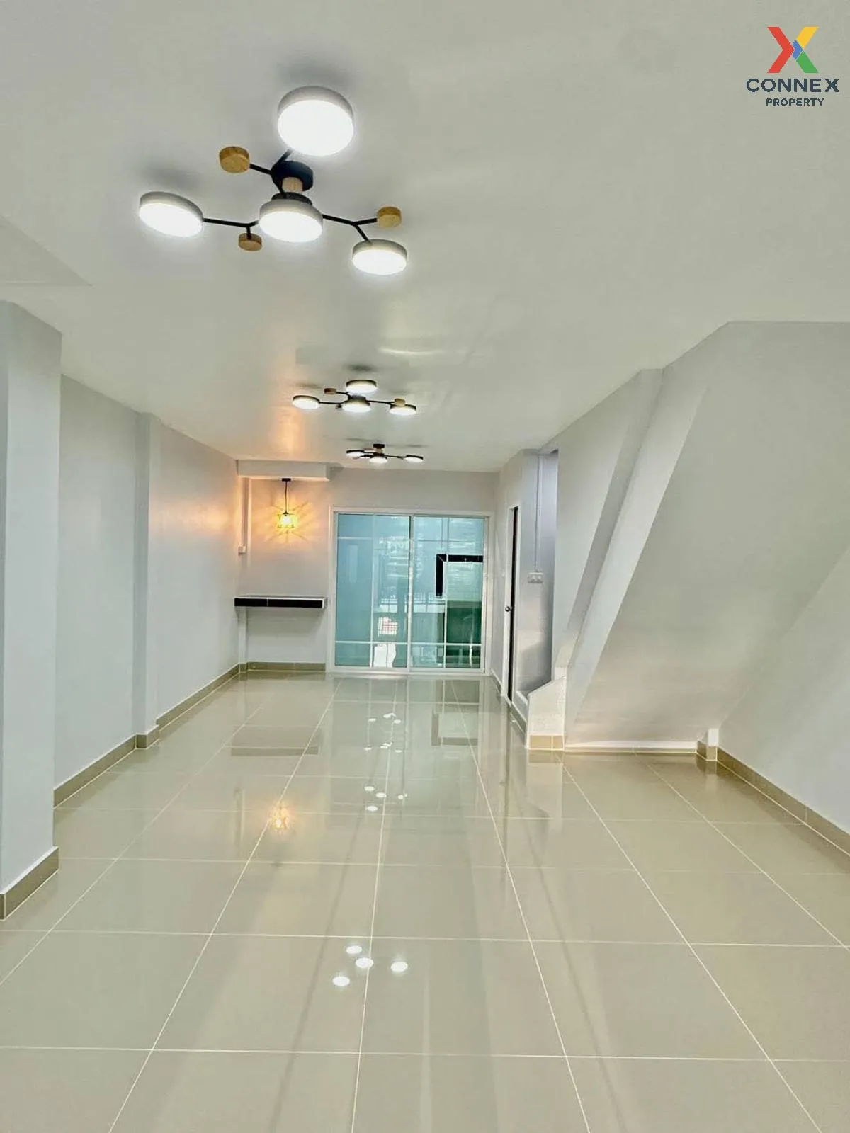 ขายทาวน์เฮ้าส์/ทาวน์โฮม  บ้านรัตนธานี (บางบัวทอง) รีโนเวทใหม่ บาง 4
