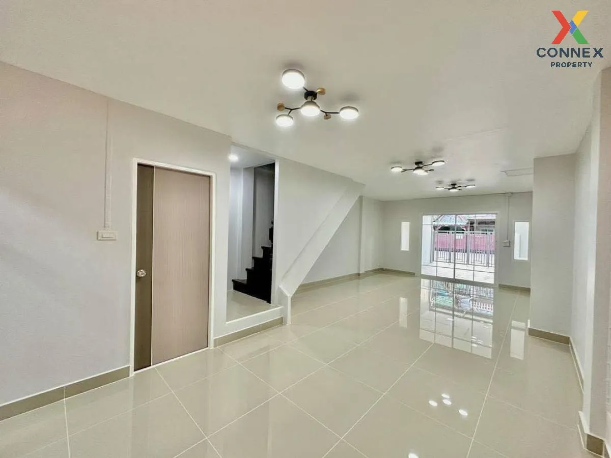 ขายทาวน์เฮ้าส์/ทาวน์โฮม  บ้านรัตนธานี (บางบัวทอง) รีโนเวทใหม่ บาง