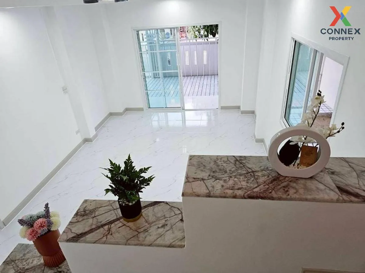 ขายบ้าน  บ้านเฟื่องสุข 2 รีโนเวทใหม่ ลำโพ บางบัวทอง นนทบุรี CX-12