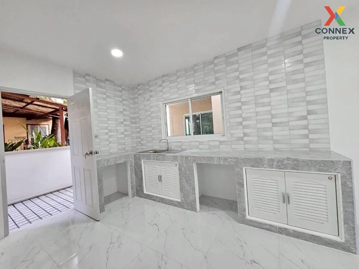 ขายบ้าน  บ้านเฟื่องสุข 2 รีโนเวทใหม่ ลำโพ บางบัวทอง นนทบุรี CX-12