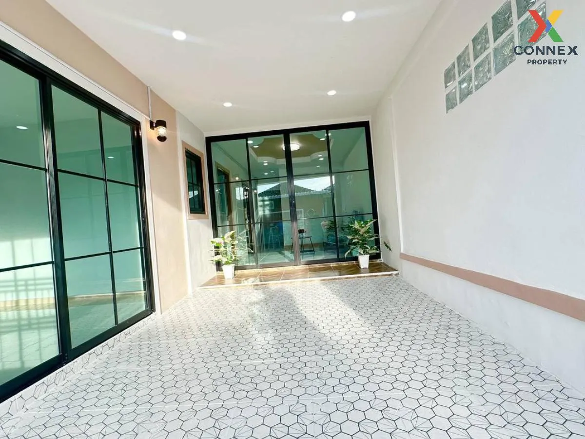 ขายทาวน์เฮ้าส์/ทาวน์โฮม  บ้านพฤกษา 3 บางบัวทอง รีโนเวทใหม่ บางคูร 3