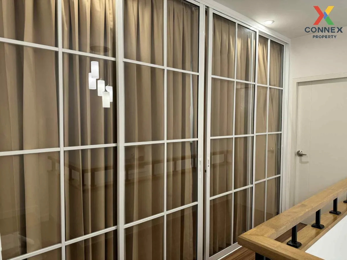 For Sale Townhouse/Townhome  , Supalai Palm Spring Thepharak , Ba