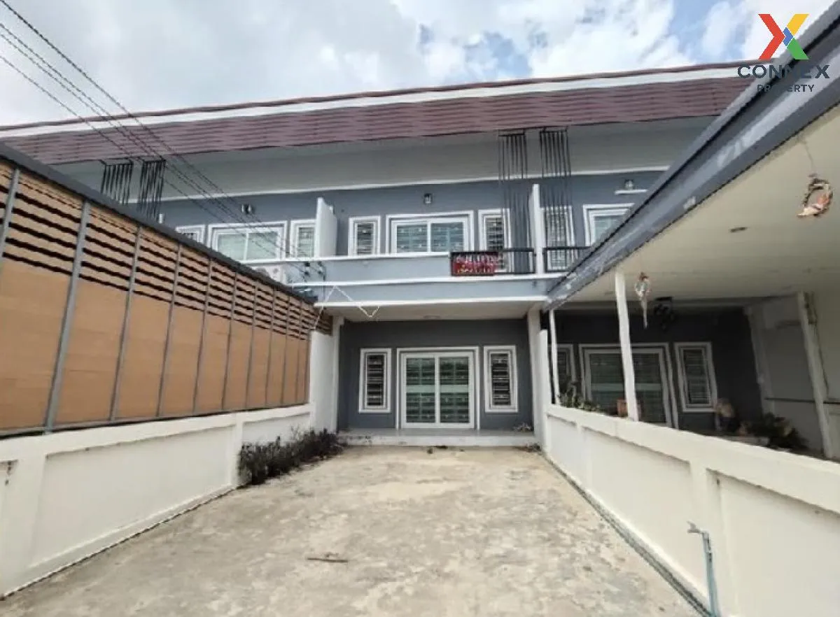 For Sale Townhouse/Townhome  , Greenland 2 , Wang Nam Khiao , Kam 4