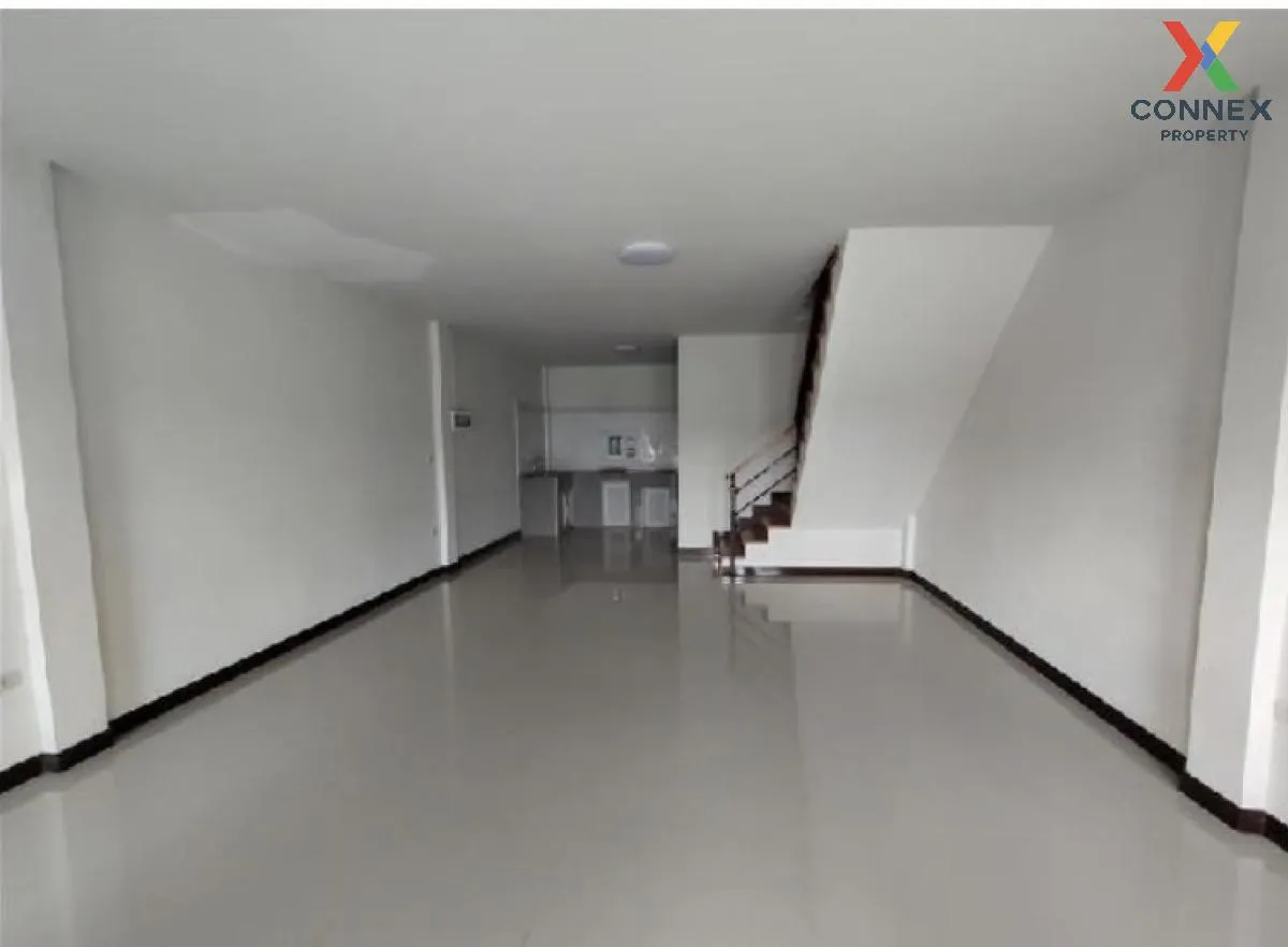For Sale Townhouse/Townhome  , Greenland 2 , Wang Nam Khiao , Kam