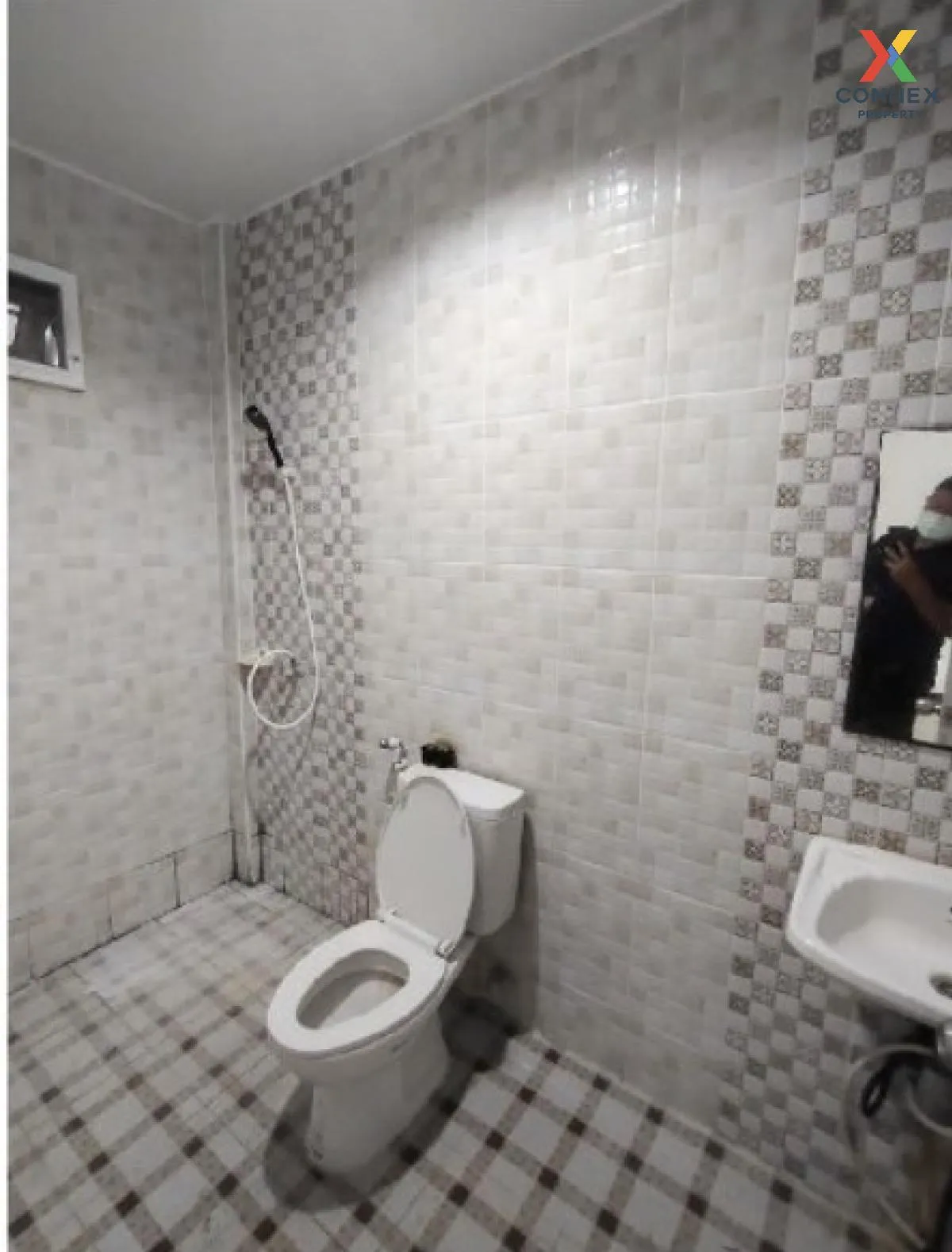 For Sale Townhouse/Townhome  , Greenland 2 , Wang Nam Khiao , Kam