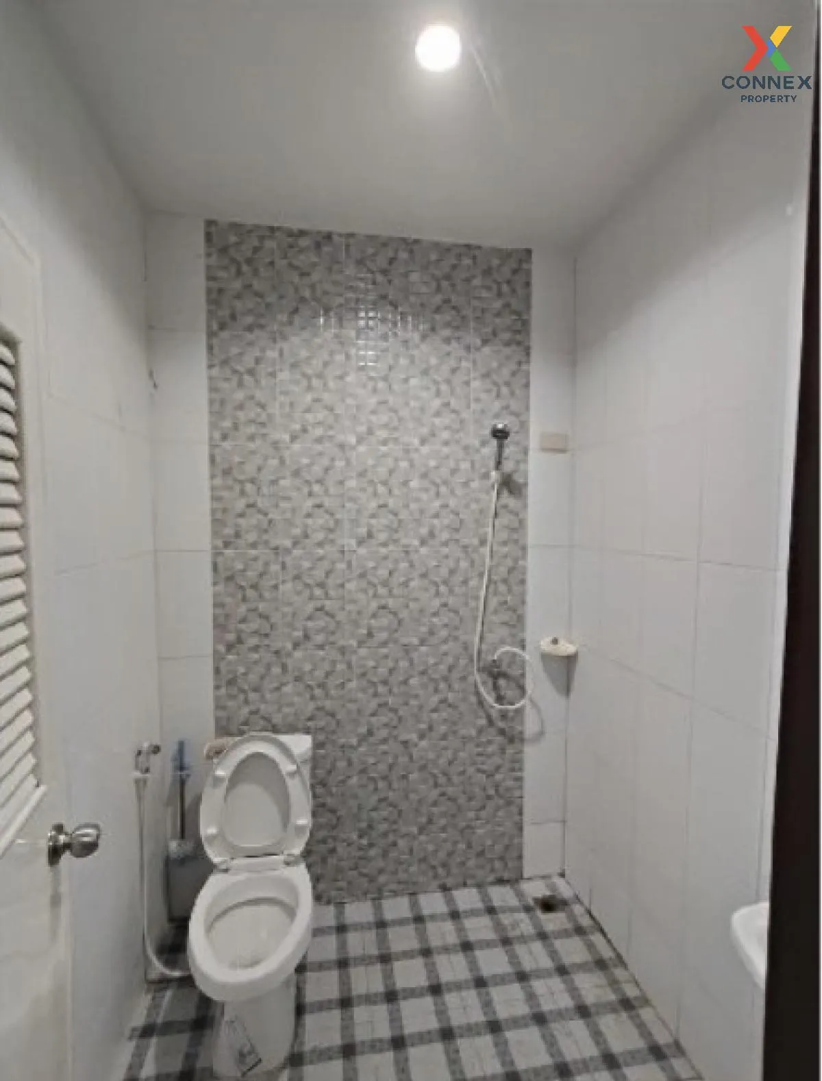 For Sale Townhouse/Townhome  , Greenland 2 , Wang Nam Khiao , Kam