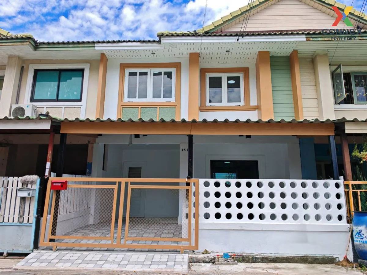 For Sale Townhouse/Townhome  , Baan Pruksa 15 Bangpu , wide front 1