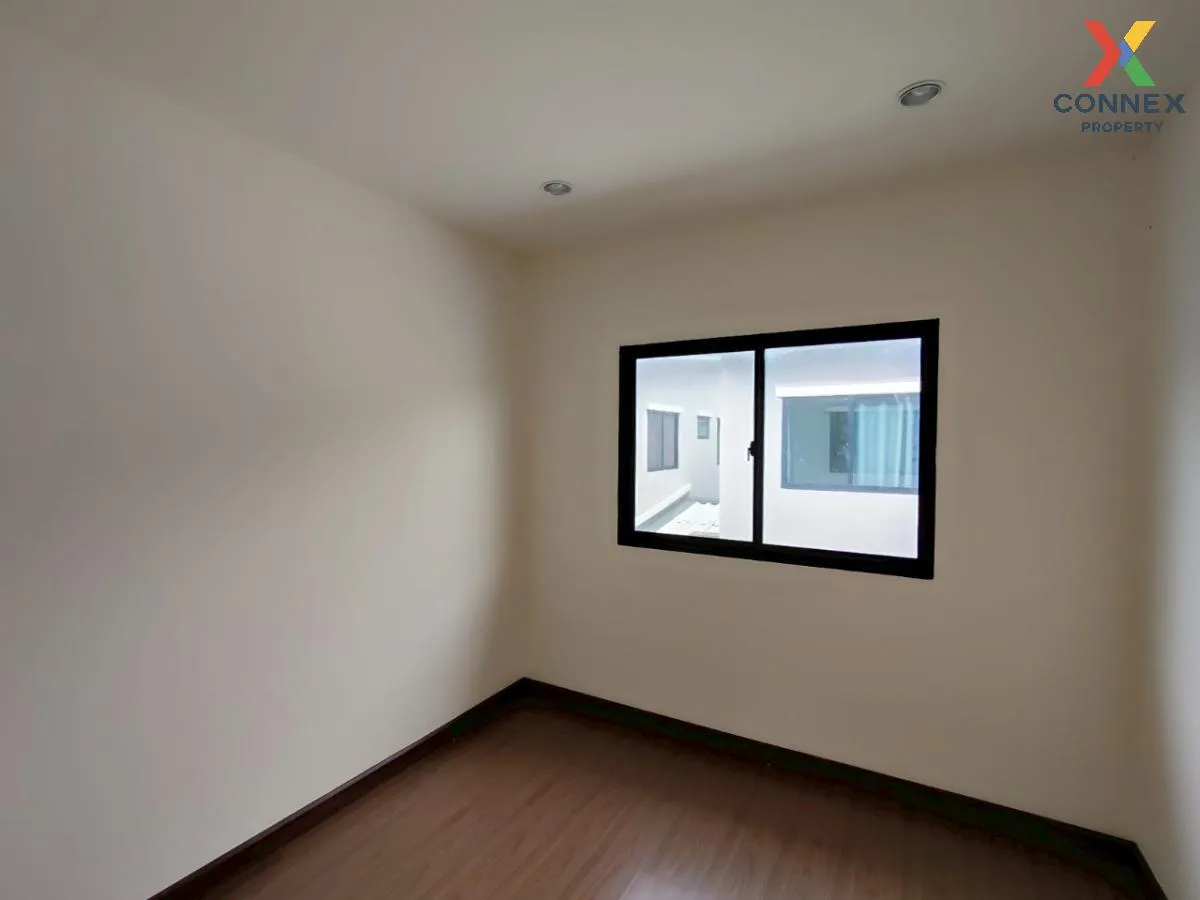 For Sale Townhouse/Townhome  , Natura Trend Prachauthit 90 , Ban 