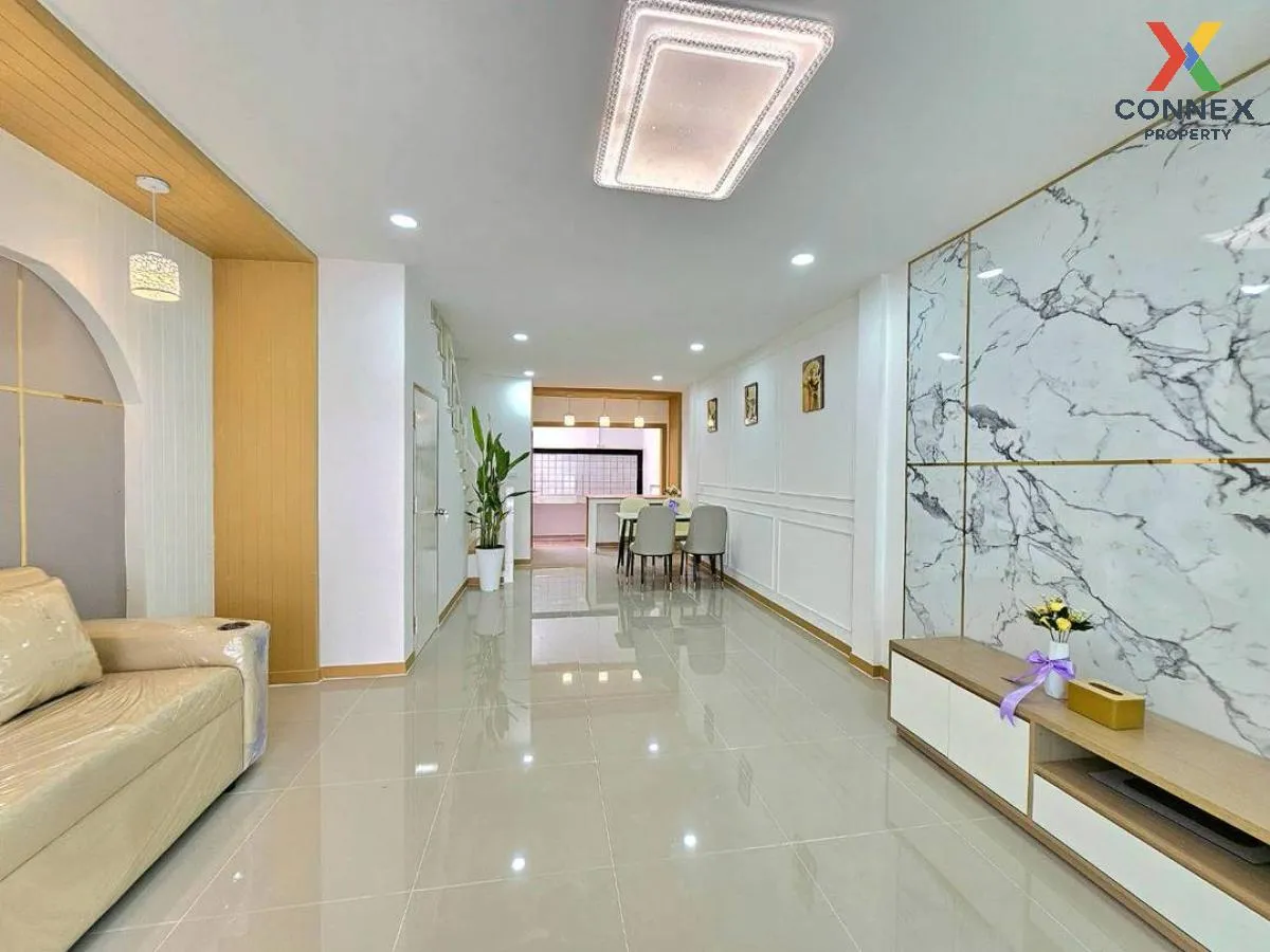 ขายทาวน์เฮ้าส์/ทาวน์โฮม  บ้านปิยวรารมย์ 3 รีโนเวทใหม่ ไทรน้อย ไทร 4