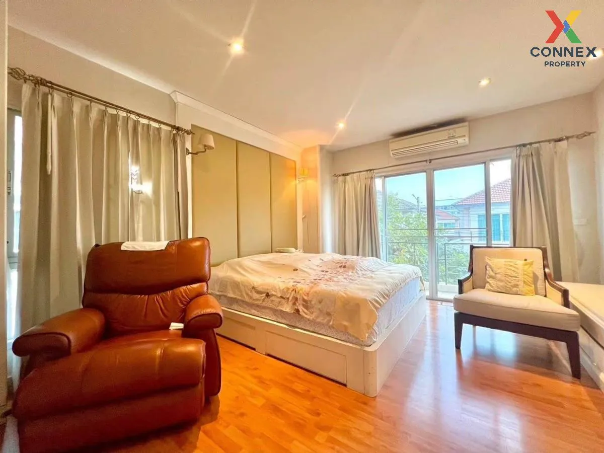 For Sale House , Life Bangkok Boulevard Ramintra 23 , MRT-Lat Pla