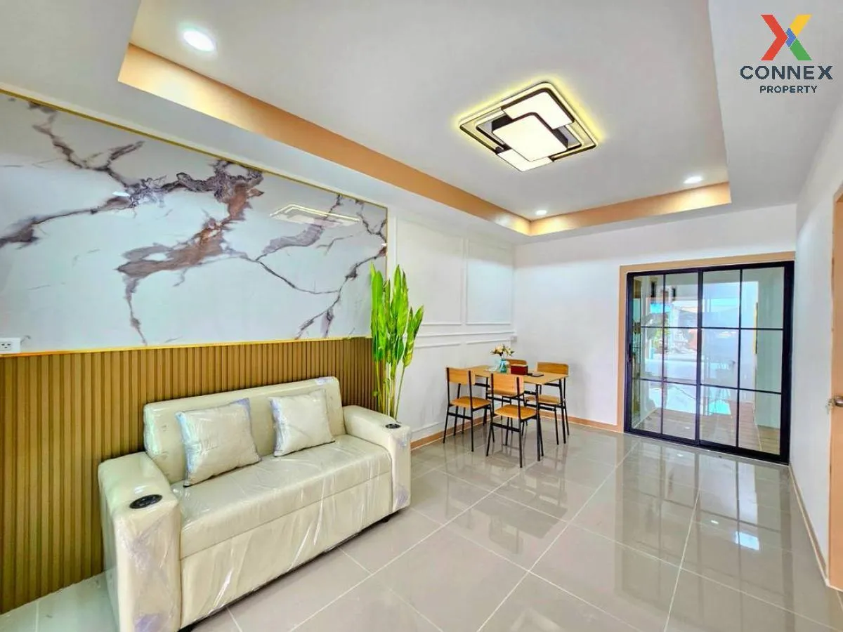 ขายบ้าน  บ้านอาสาเฮ้าส์ 5 หน้ากว้าง รีโนเวทใหม่ บางใหญ่ บางใหญ่ น