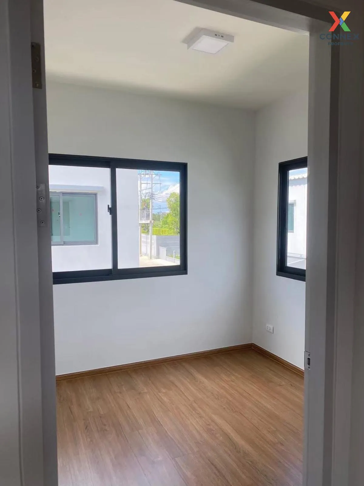 For Sale Townhouse/Townhome  , Pleno Pinklao - Charan 3 , corner 