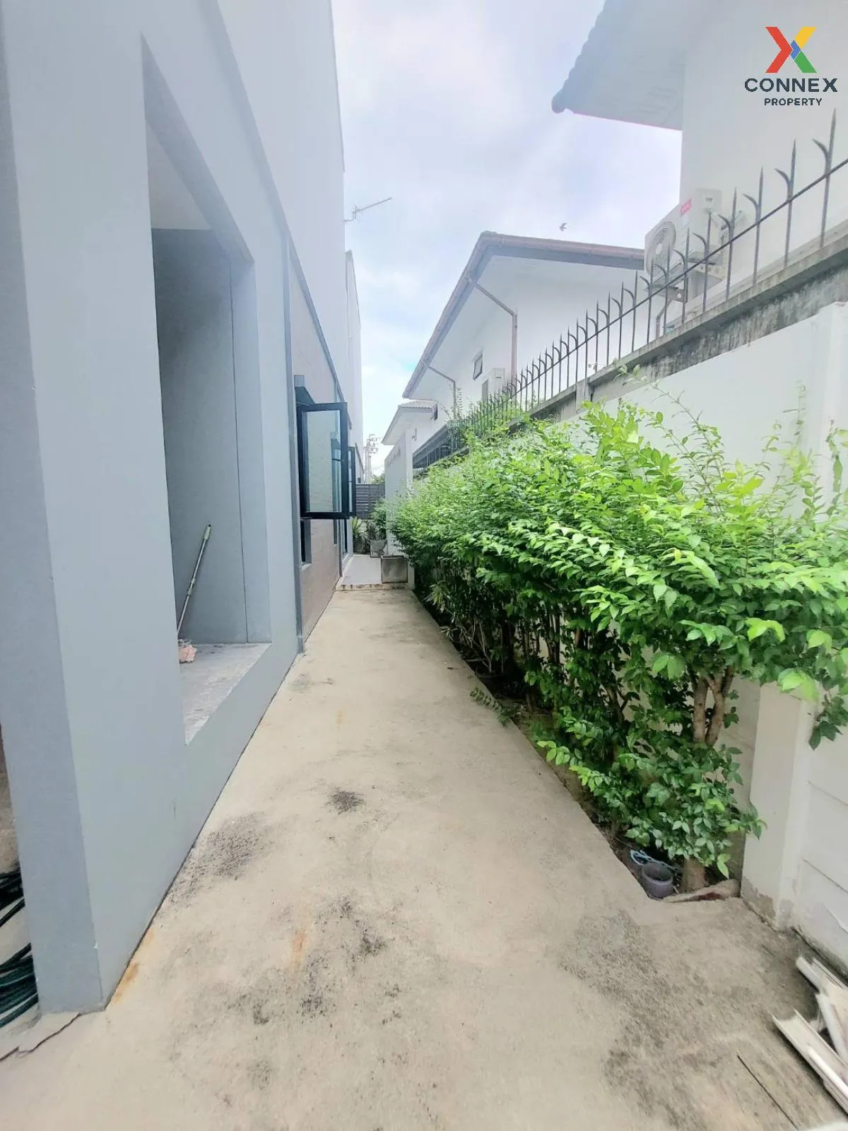 ขายทาวน์เฮ้าส์/ทาวน์โฮม  ธนาคลัสเตอร์ เวสต์เกต MRT-คลองบางไผ่ บาง