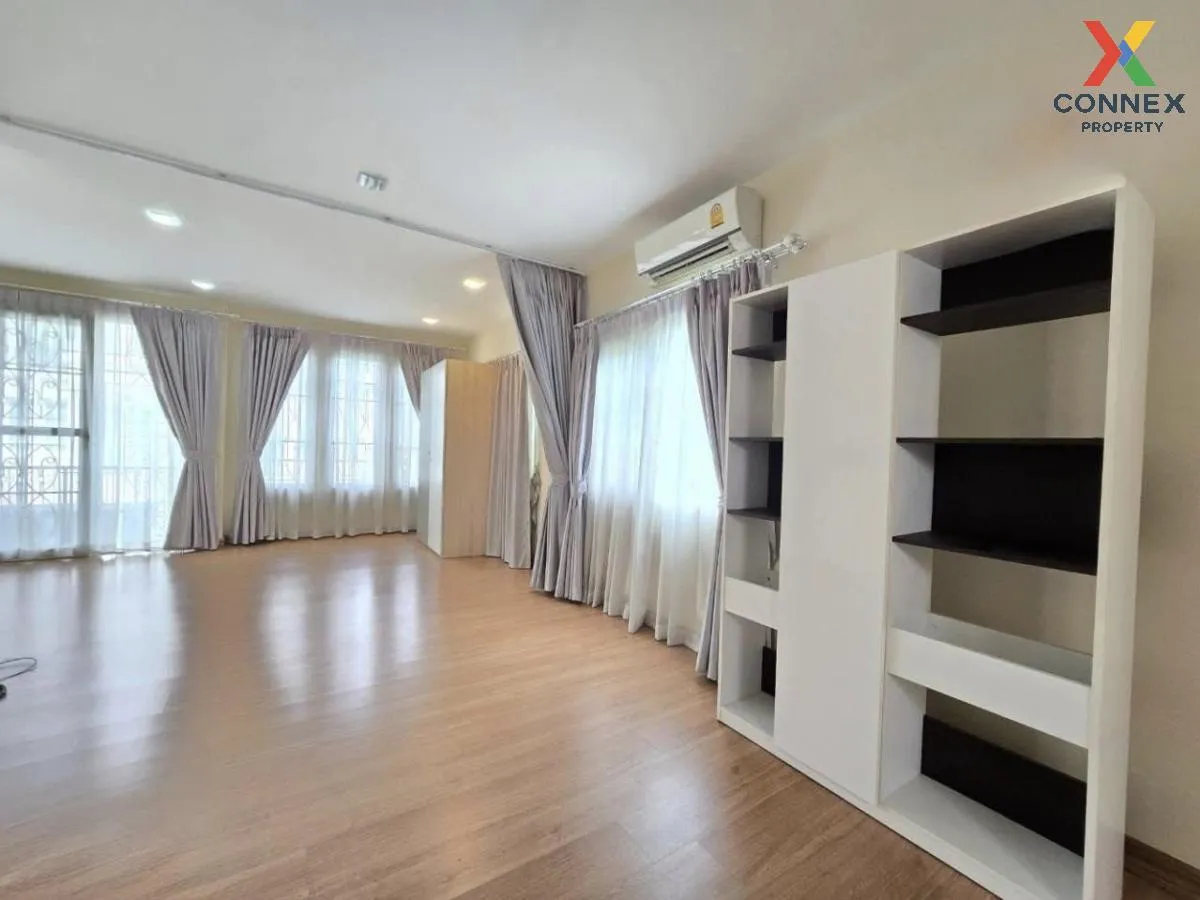 For Sale Townhouse/Townhome  , Golden Town Ladprao – Kaset nawami