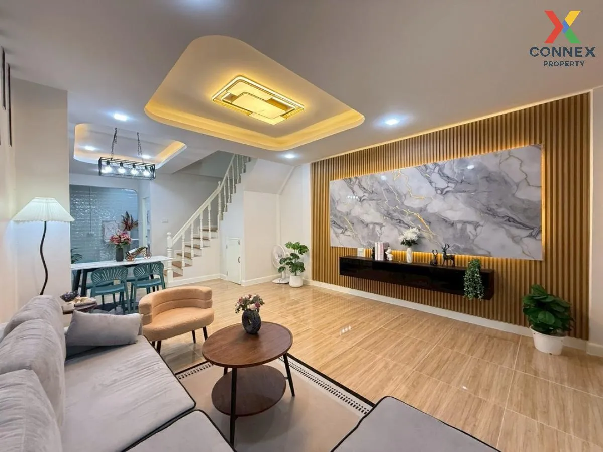 ขายทาวน์เฮ้าส์/ทาวน์โฮม  เค.ซี. รามอินทรา 8 รีโนเวทใหม่ สามวาตะวั