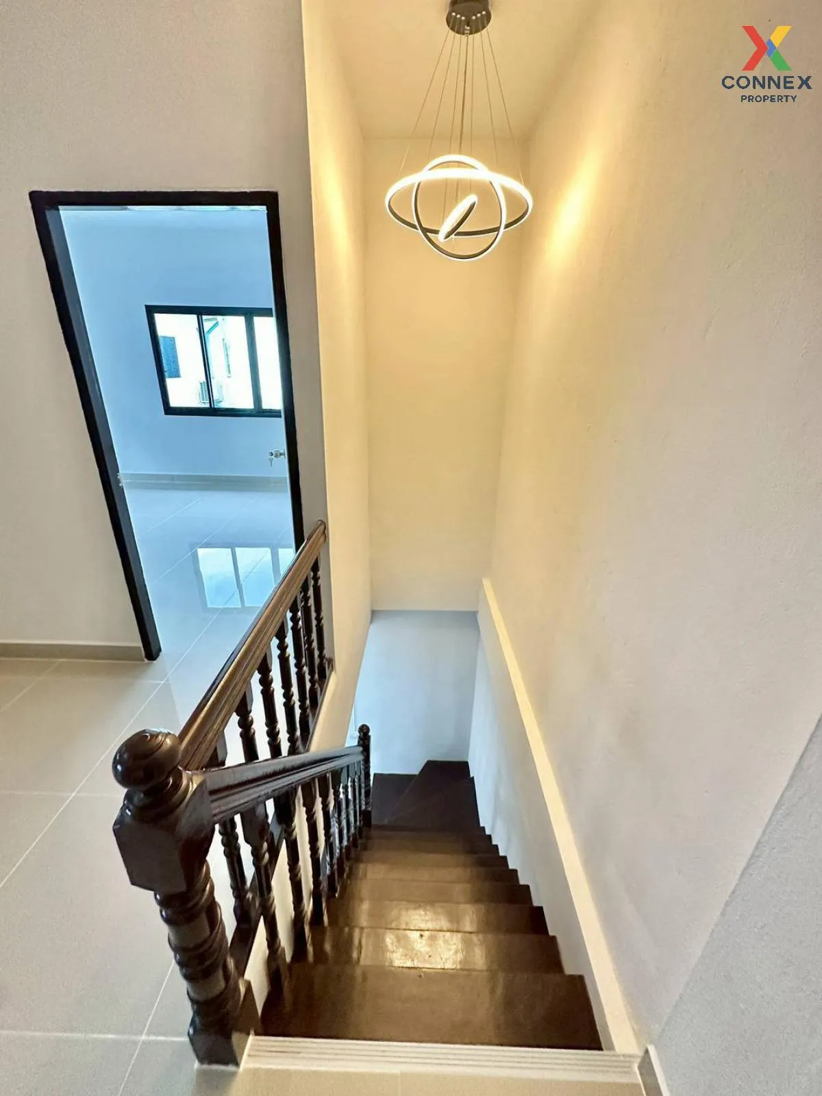 For Sale Townhouse/Townhome  , Suthawan , newly renovated , Bang 