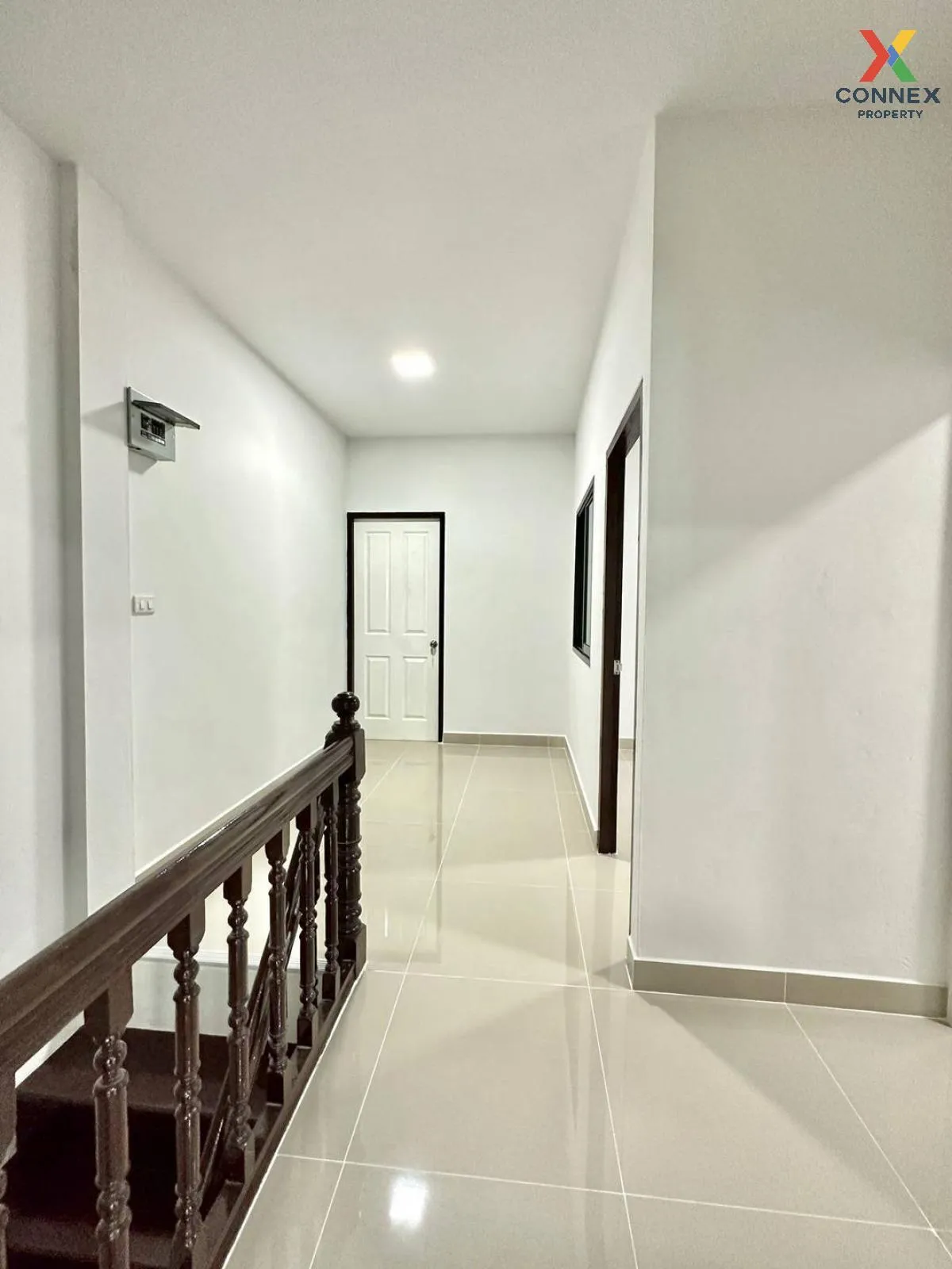 For Sale Townhouse/Townhome  , Suthawan , newly renovated , Bang 