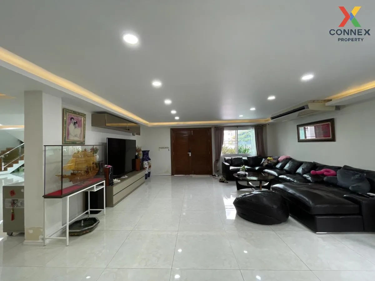 For Sale House , Baan Preecha Suwinthawong , Saen Saep , Min Buri