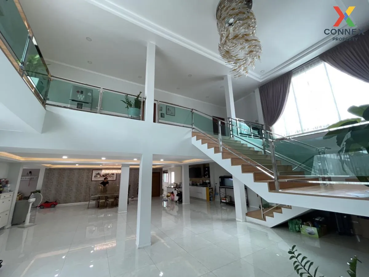 For Sale House , Baan Preecha Suwinthawong , Saen Saep , Min Buri