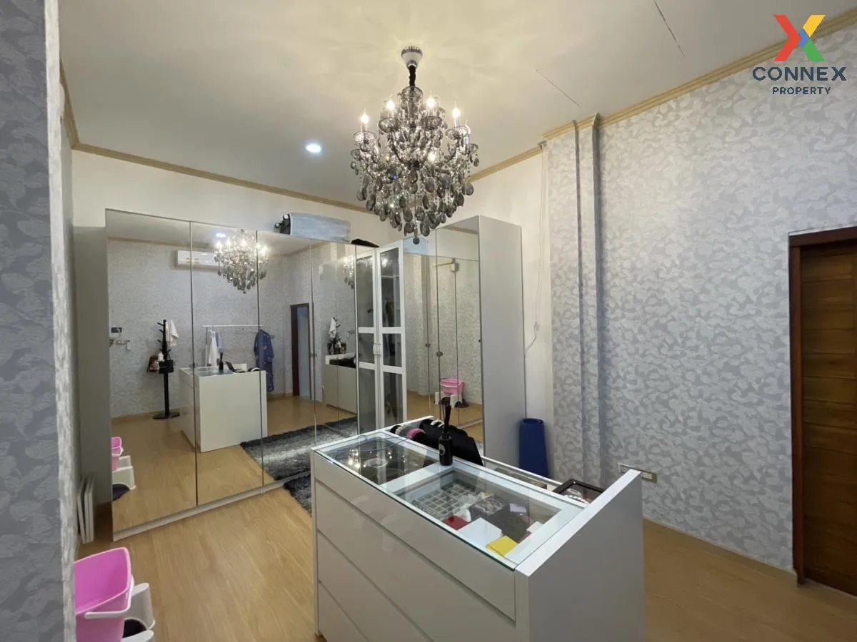 For Sale House , Baan Preecha Suwinthawong , Saen Saep , Min Buri