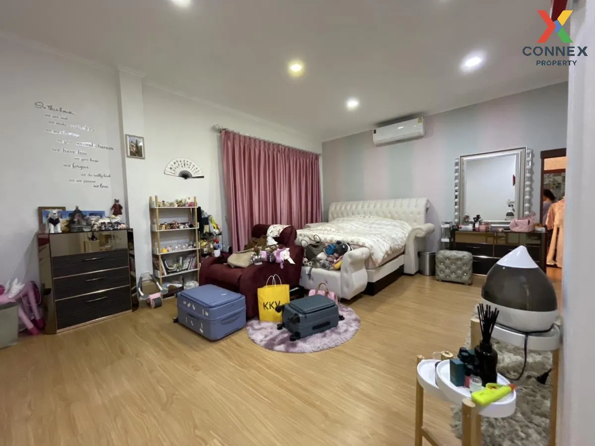 For Sale House , Baan Preecha Suwinthawong , Saen Saep , Min Buri