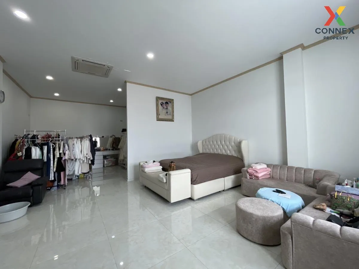 For Sale House , Baan Preecha Suwinthawong , Saen Saep , Min Buri