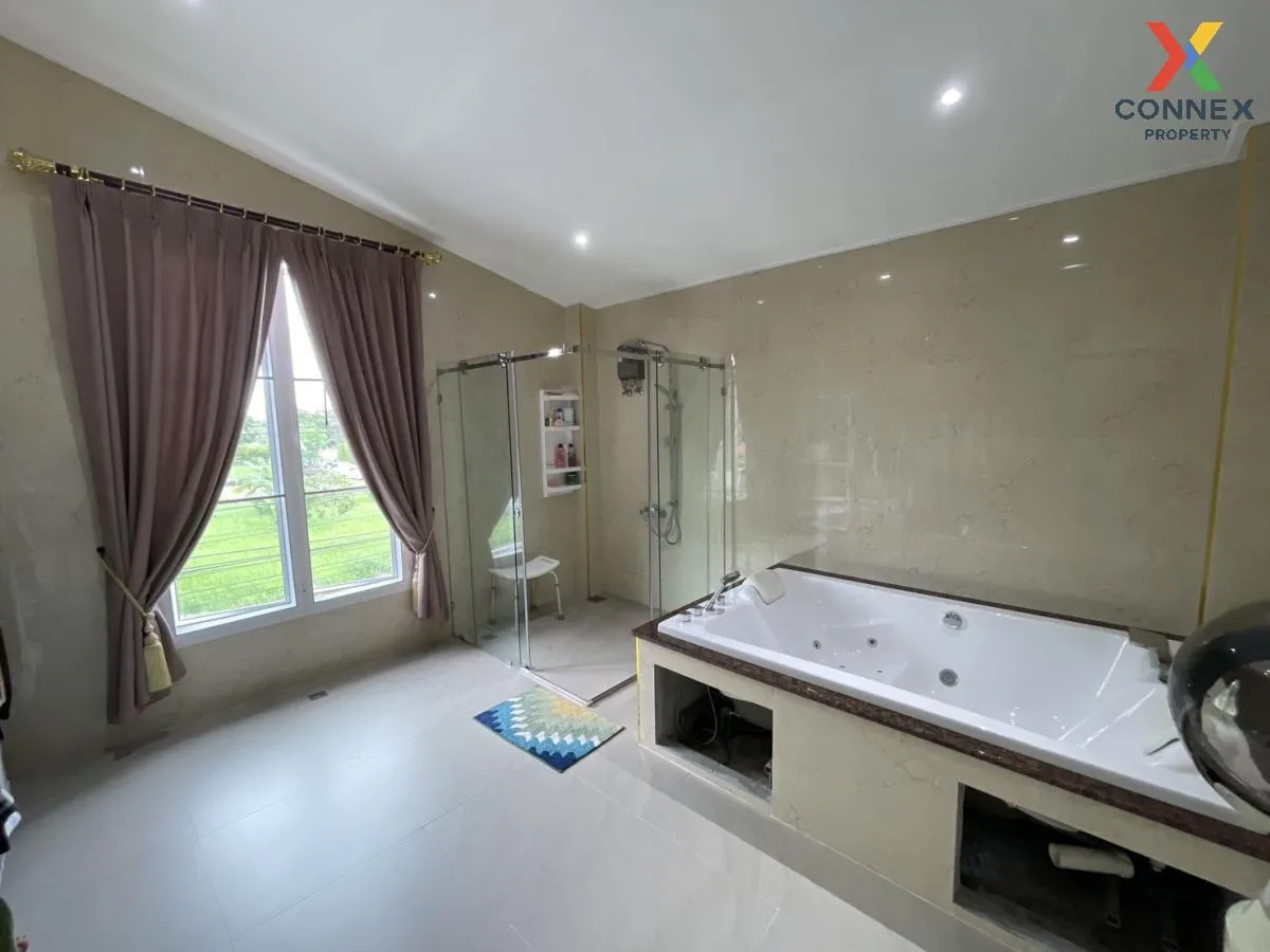For Sale House , Baan Preecha Suwinthawong , Saen Saep , Min Buri