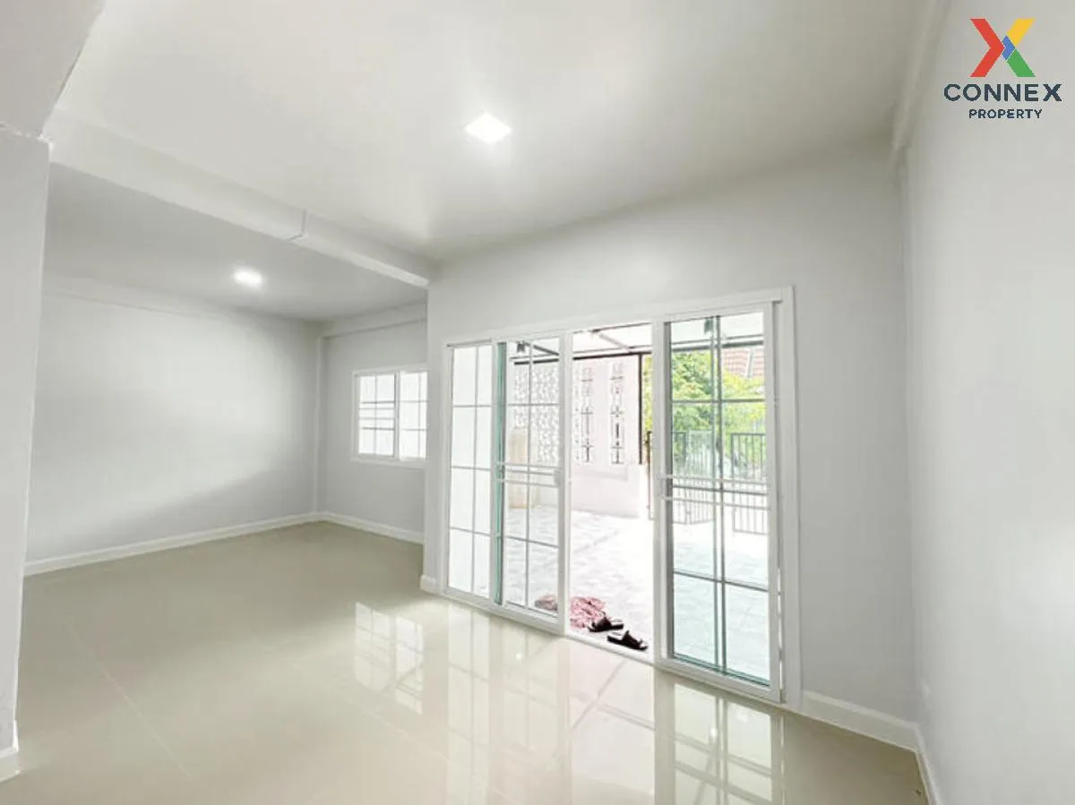 For Sale Townhouse/Townhome  , Baan Ruean Suk 2 , Lam Phak Kut , 