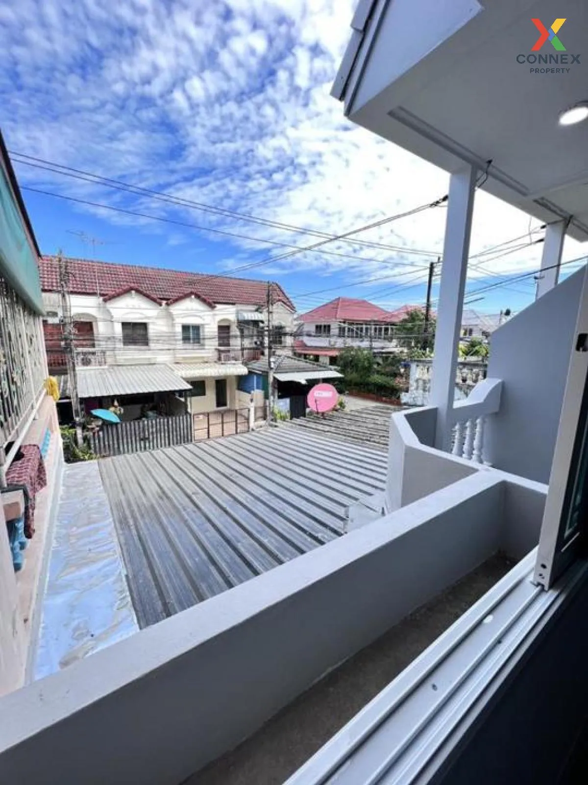 For Sale Townhouse/Townhome  , Baan Rom Yen  , BTS-Ekkamai , Phra