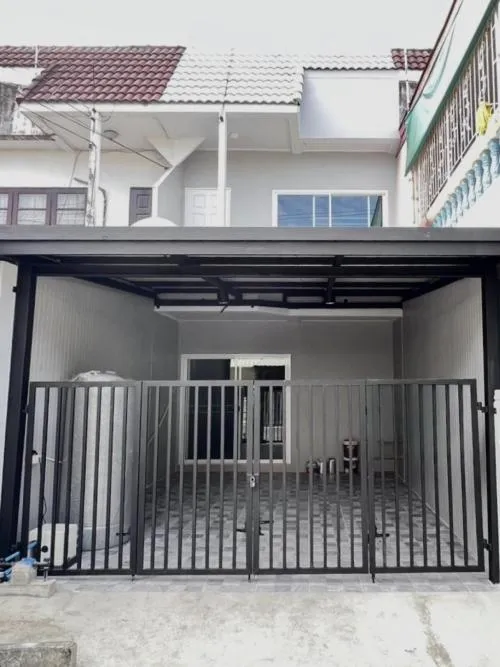 For Sale Townhouse/Townhome  , Baan Rom Yen  , BTS-Ekkamai , Phra Khanong Nuea , Watthana , Bangkok , CX-125686