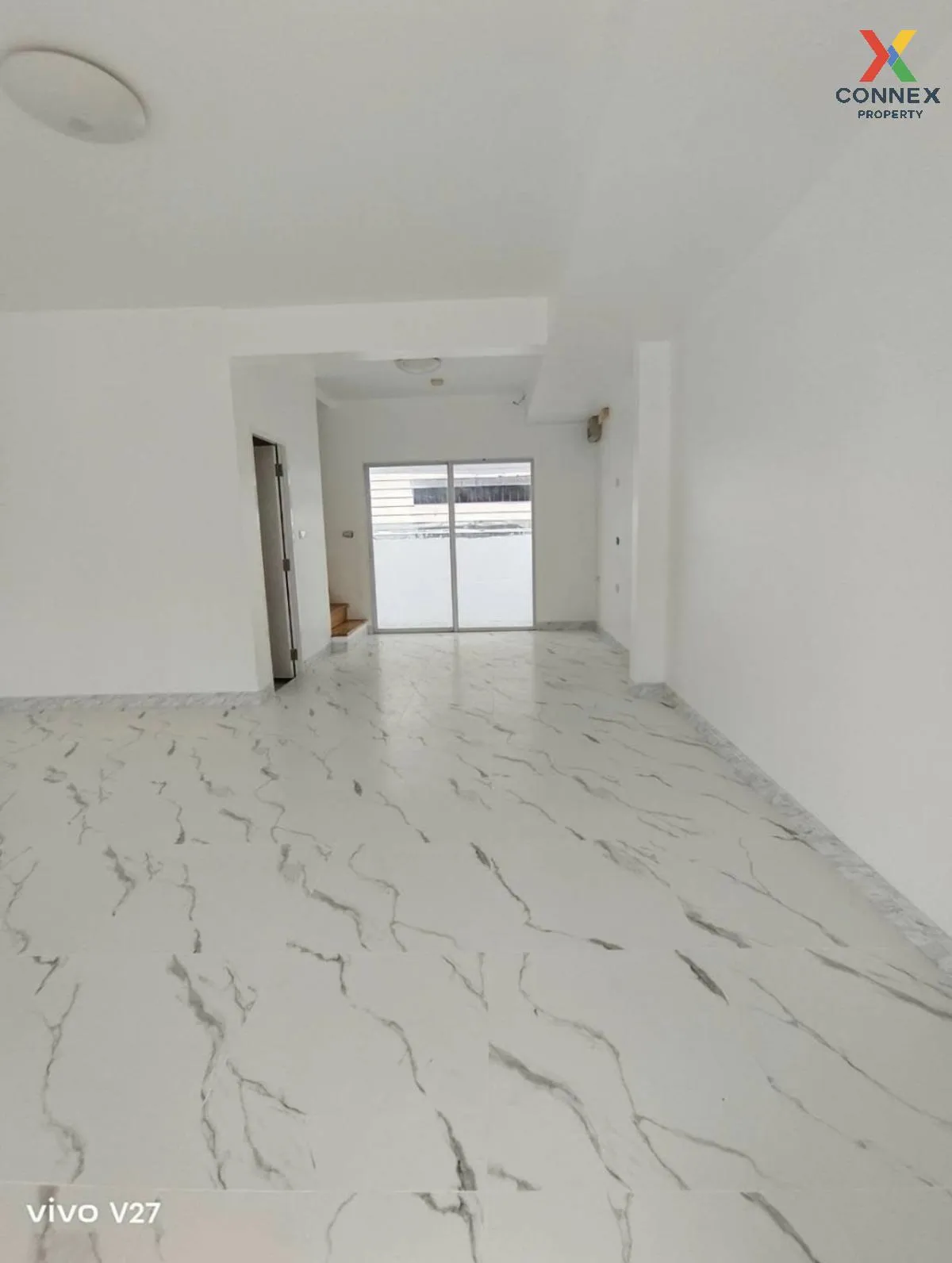 For Sale Townhouse/Townhome  , Indy Prachauthit 90-3 , Thung Khu 