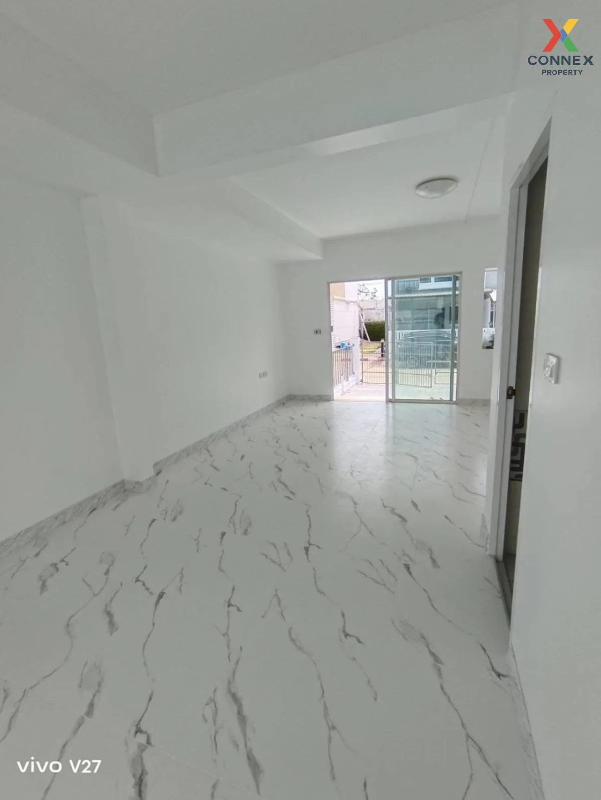 For Sale Townhouse/Townhome  , Indy Prachauthit 90-3 , Thung Khu 
