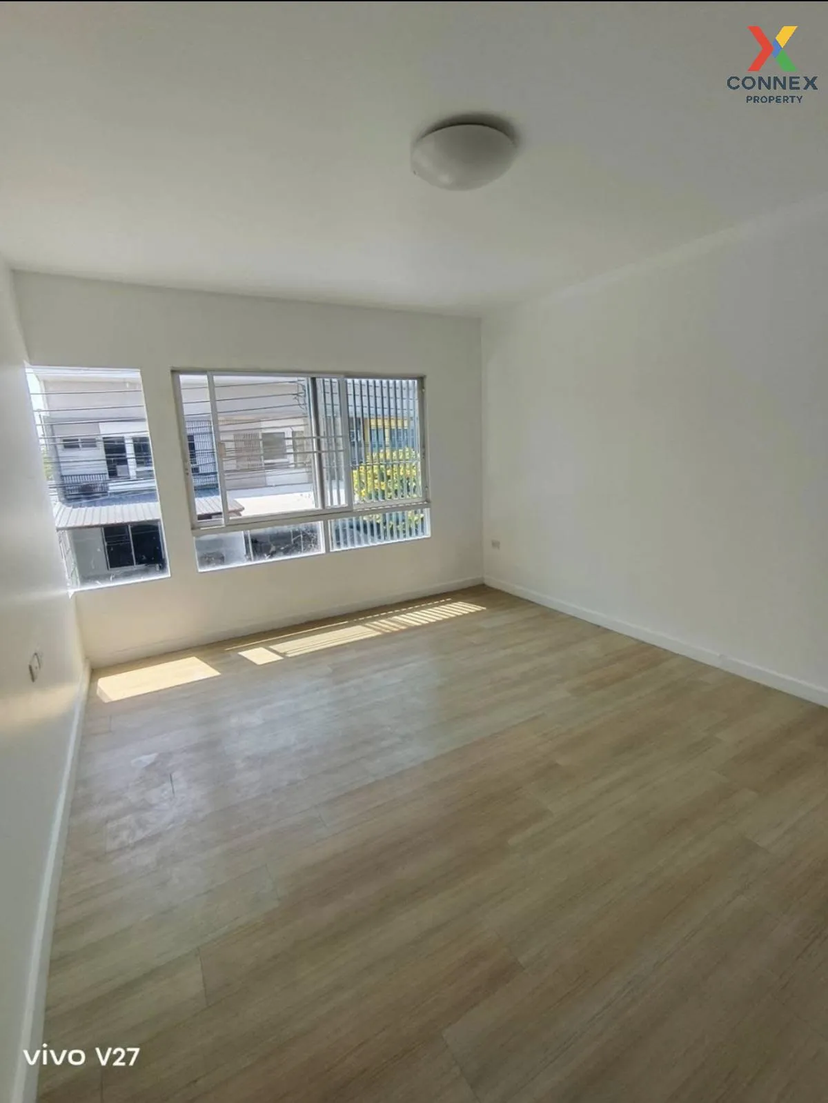 For Sale Townhouse/Townhome  , Indy Prachauthit 90-3 , Thung Khu 