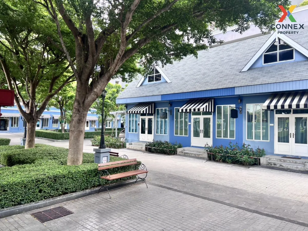 For Sale Condo , Chapter One Modern Dutch , nice view , river vie
