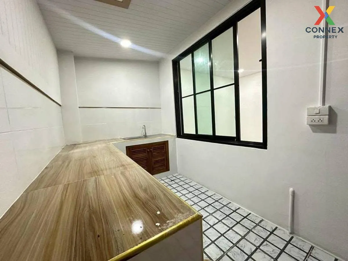 For Sale Townhouse/Townhome  , Baan Phrueksa 3 Bang Bua Thong , n