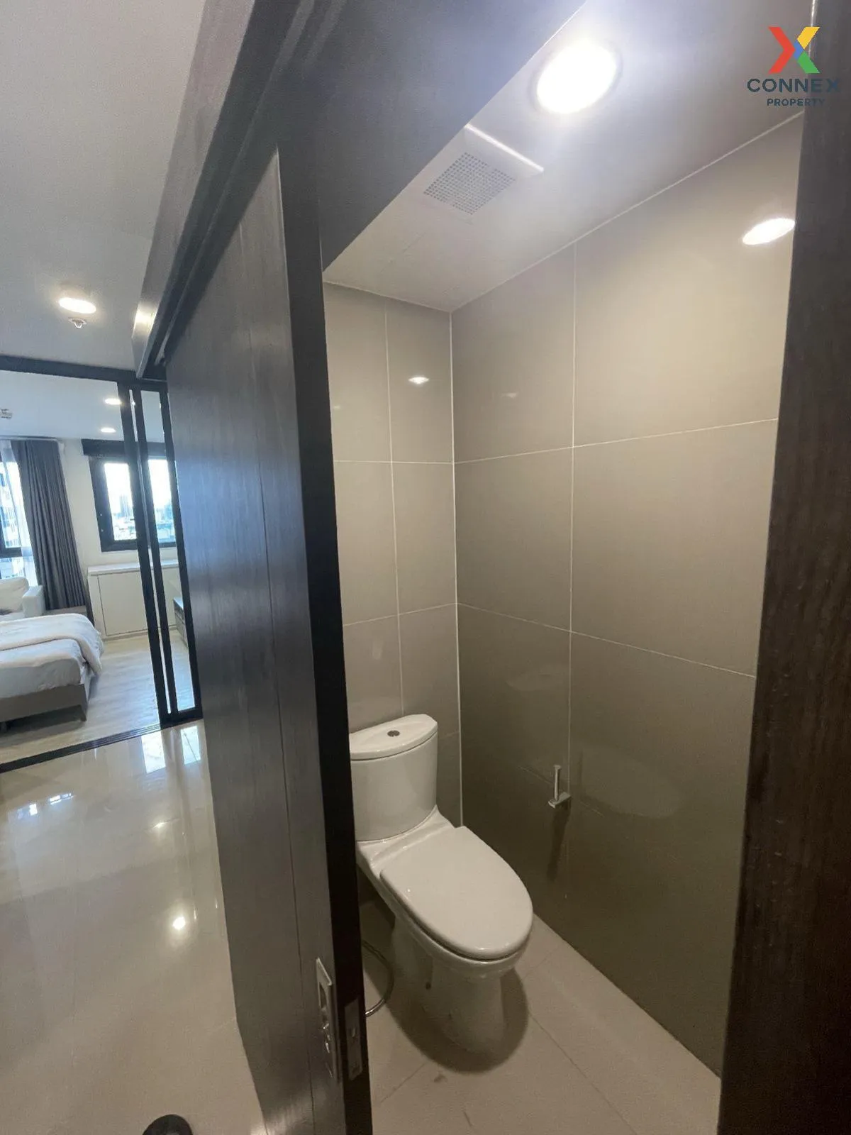 For Sale Condo , XT Huaikhwang , MRT-Huai Khwang , Huai Khwang , 