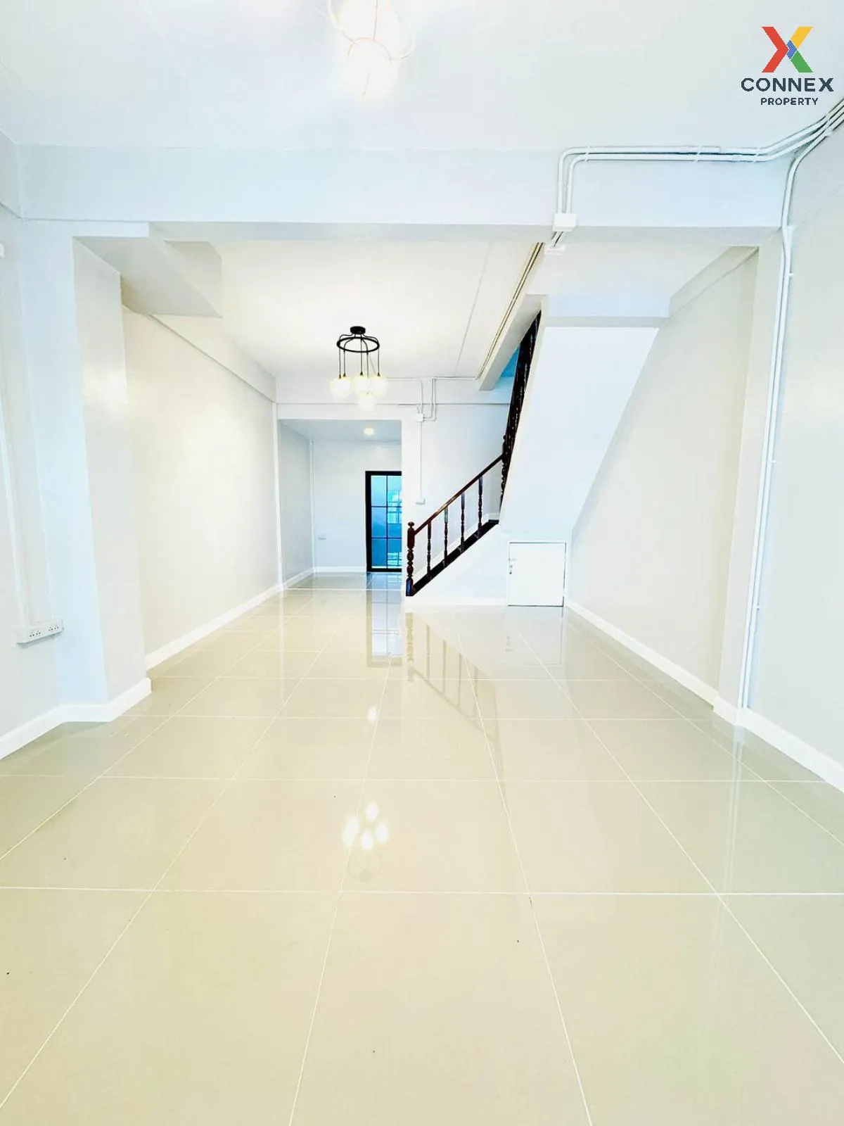 For Sale Townhouse/Townhome  , Baan Buathong 3 , newly renovated  4