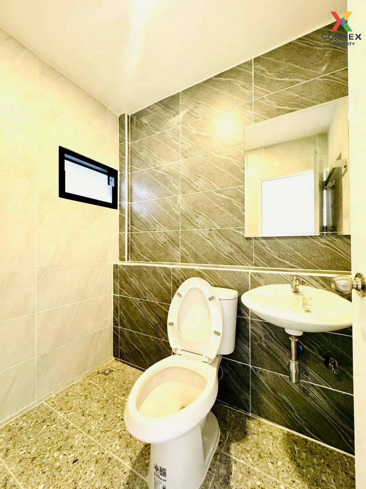 For Sale Townhouse/Townhome  , Baan Buathong 3 , newly renovated 
