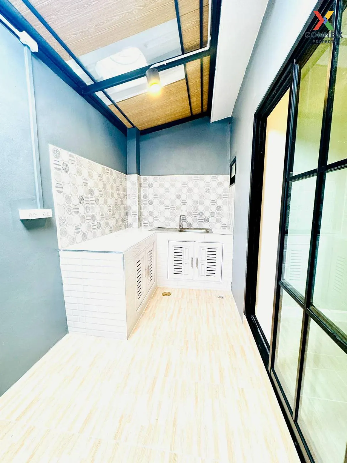 For Sale Townhouse/Townhome  , Baan Buathong 3 , newly renovated 