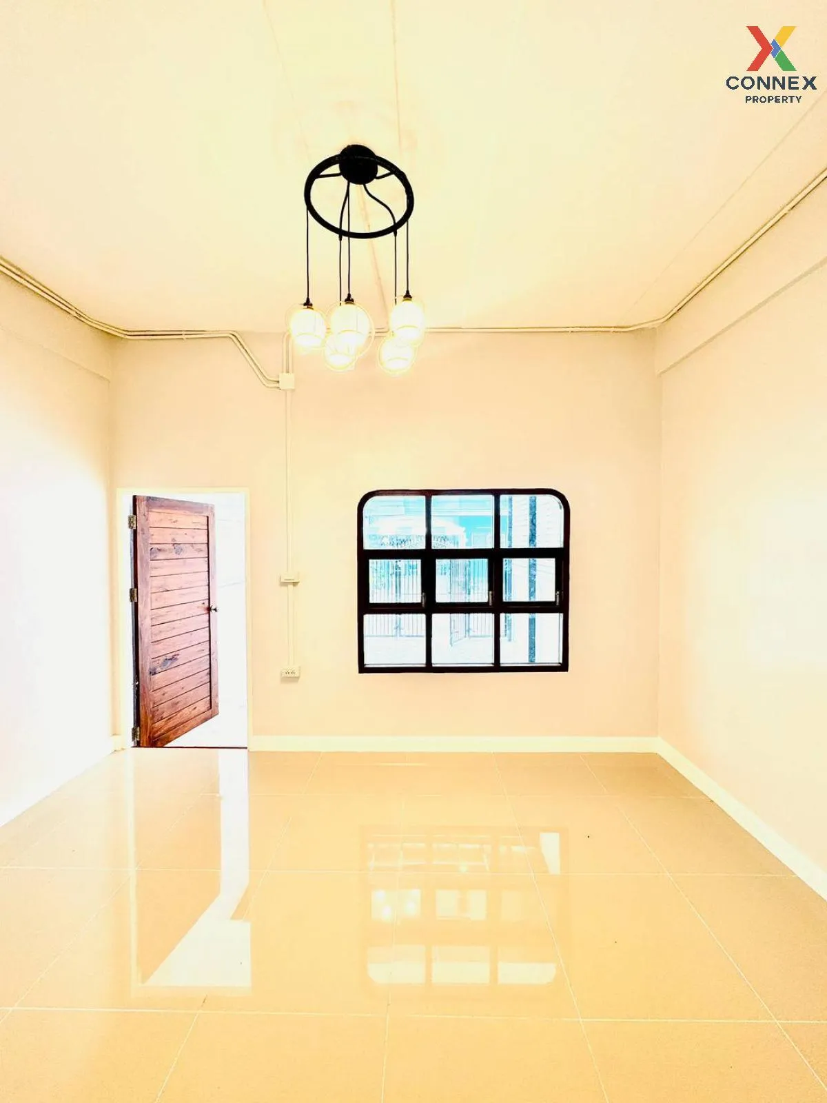 For Sale Townhouse/Townhome  , Baan Buathong 3 , newly renovated 